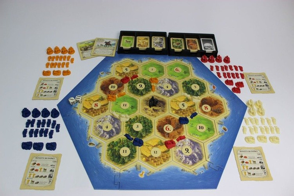 CATAN: ODKRYWCY I PIRACI 